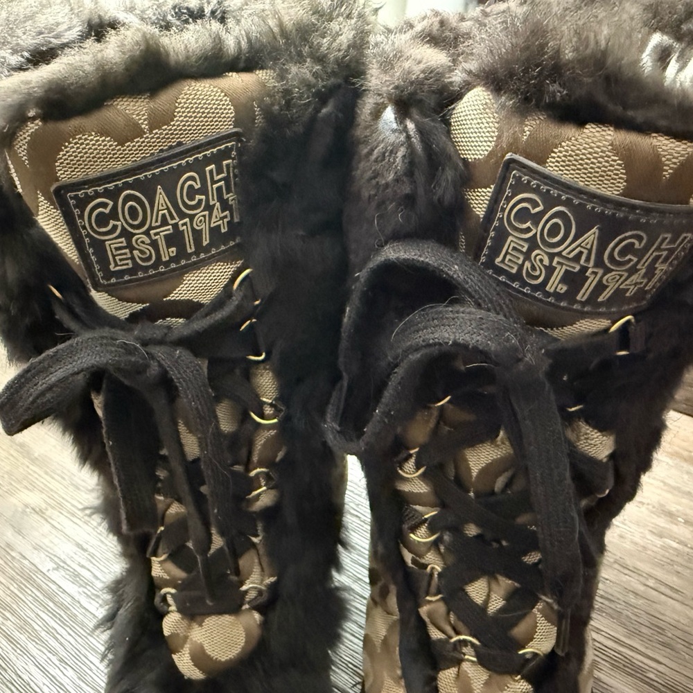 Vintage Coach Rabbit Fur Signature Winter Boots – 2008/2009 - Picture 2 of 7